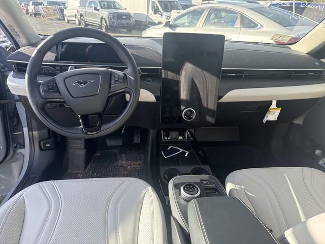Used 2024 Ford Mustang Mach-E Premium image 13