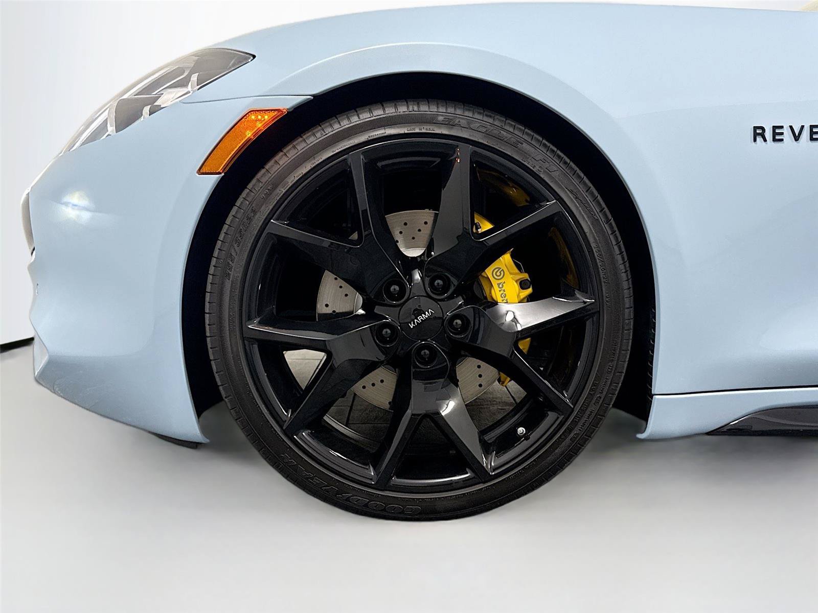 New 2025 Karma Revero Luxury RWD image 31