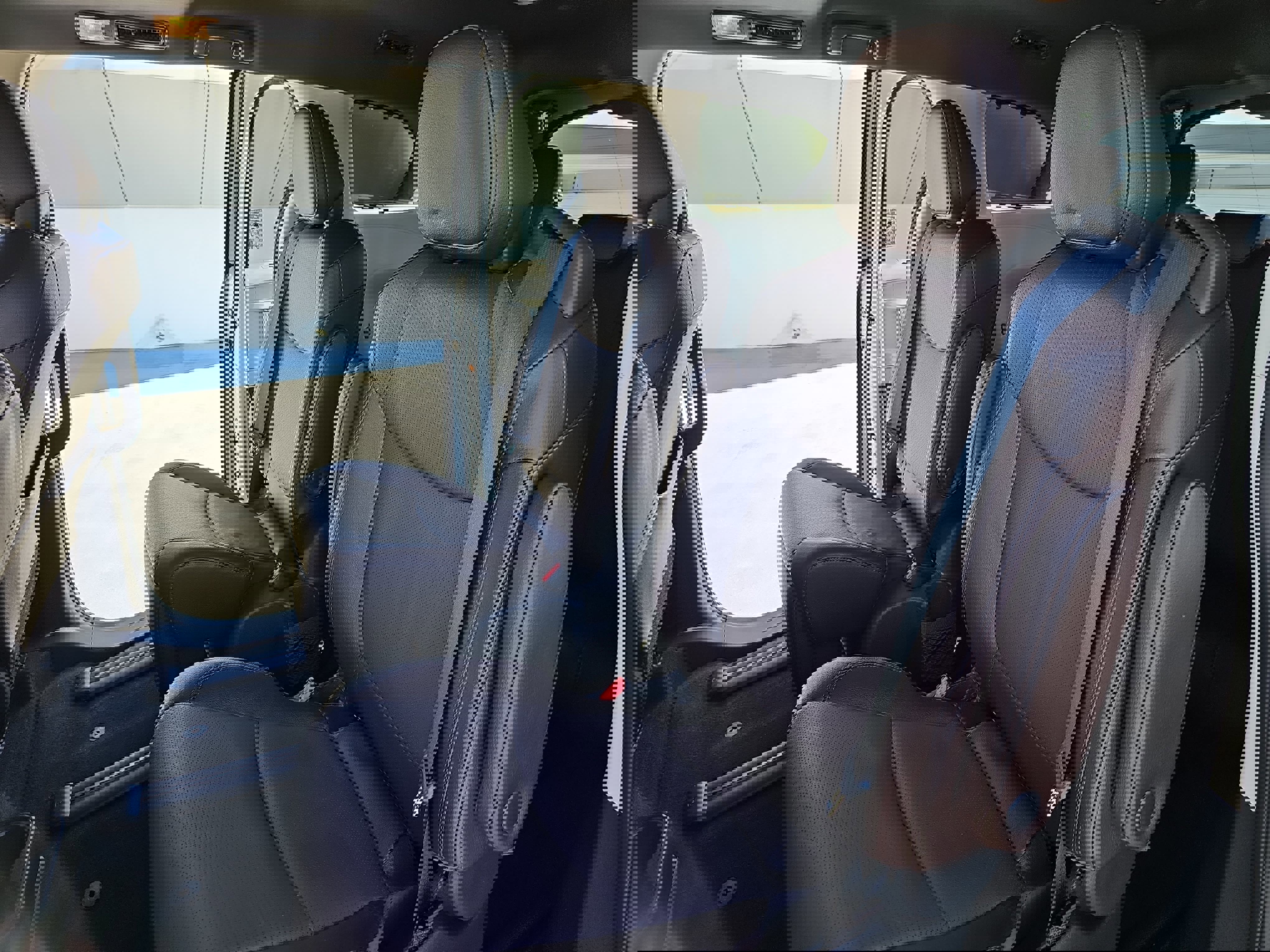 Used 2024 Toyota Sienna Platinum image 15