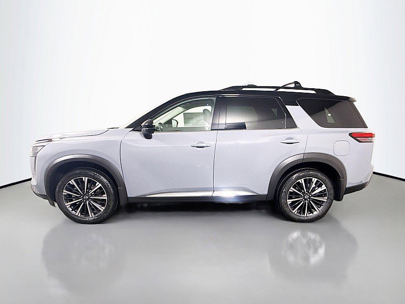 New 2026 Nissan Pathfinder Platinum AWD/4WD image 4