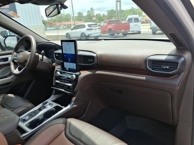 Used 2022 Ford Explorer King Ranch w/ Class IV Trailer Tow Package AWD/4WD image 17