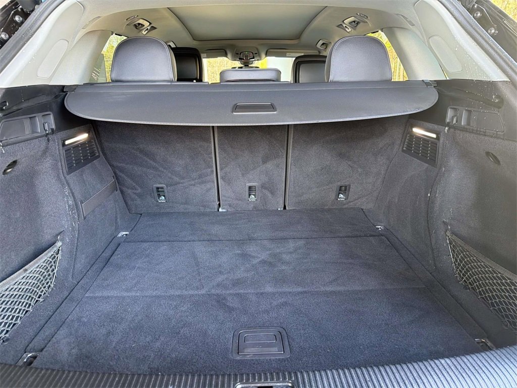 Used 2025 Audi Q5 2.0T Premium Plus w/ Premium Plus Package image 19