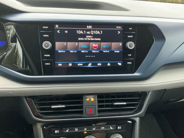 Used 2024 Volkswagen Taos SE image 23