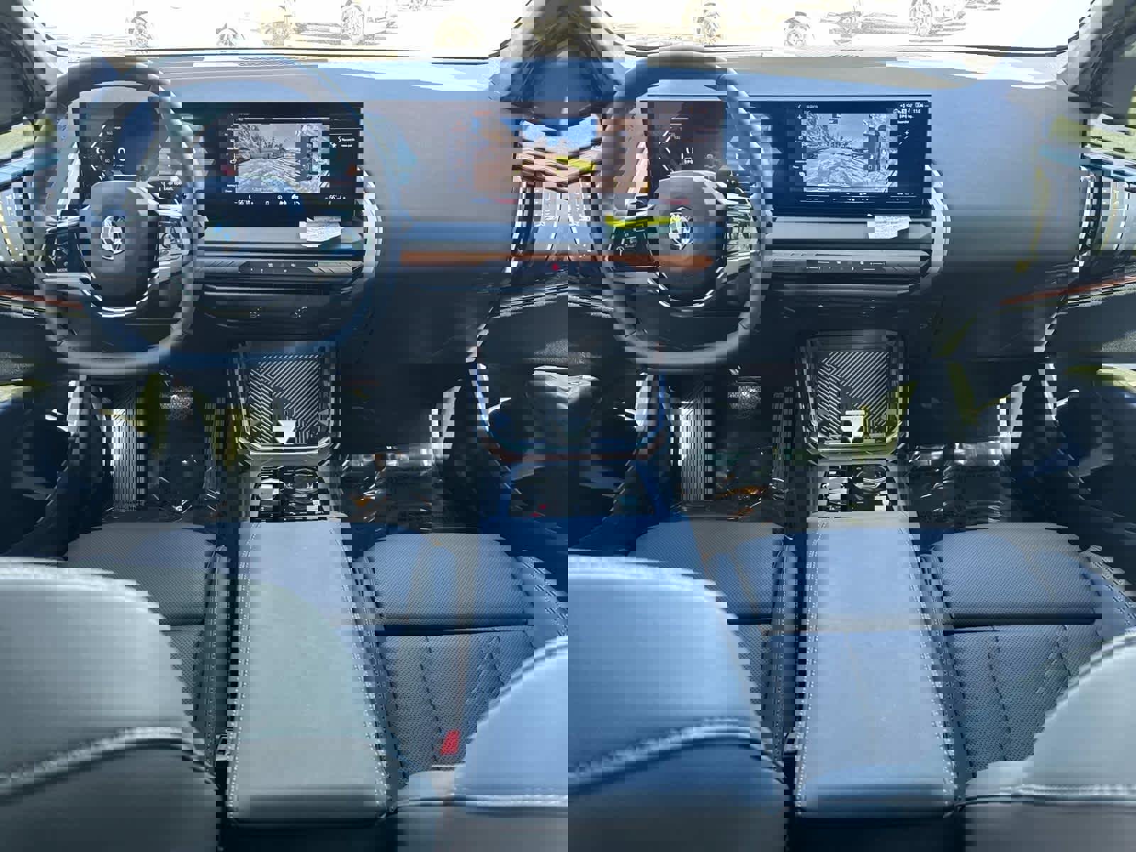 Certified 2025 BMW X3 xDrive30i w/ Premium Package image 16