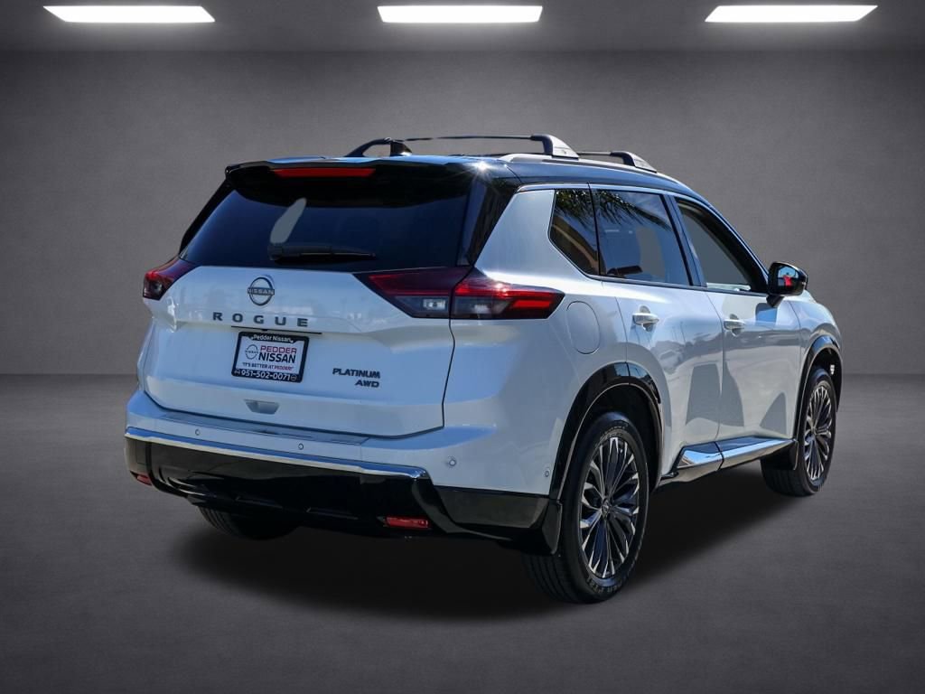 Used 2026 Nissan Rogue Platinum w/ Platinum Premium Package image 4
