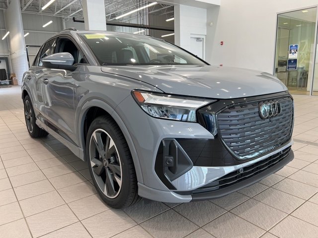 New 2025 Audi Q4 e-tron Premium Plus image 1