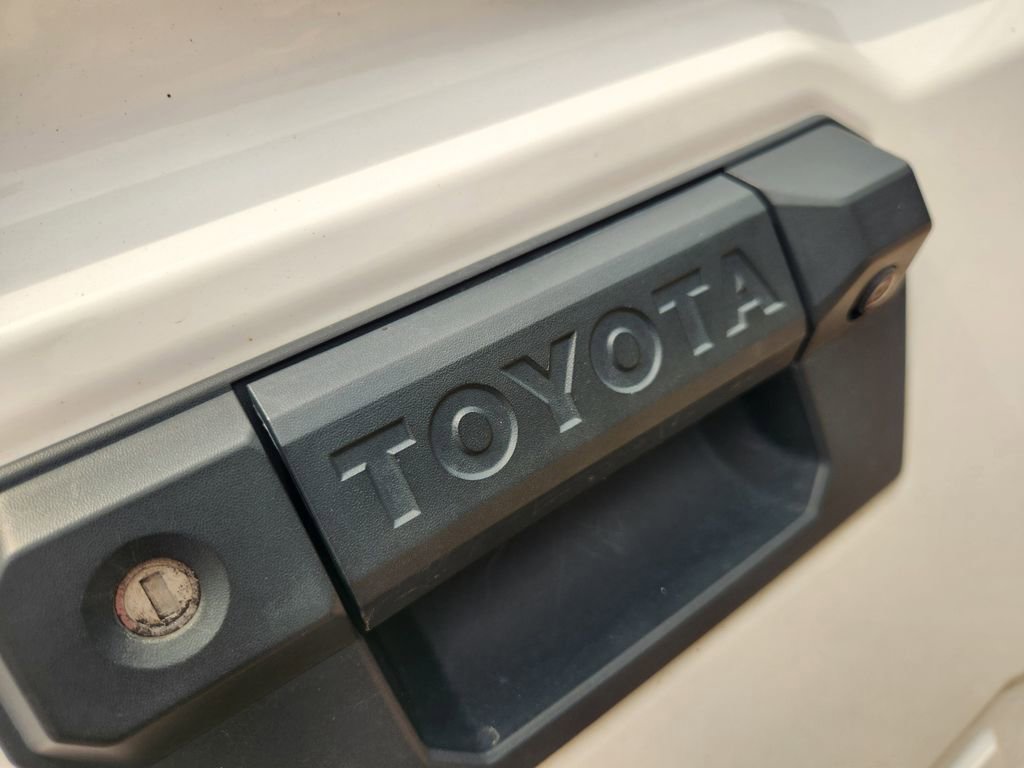 Used 2024 Toyota Tacoma SR RWD image 8