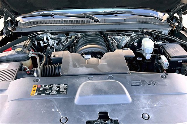 Used 2018 GMC Yukon Denali w/ Open Road Package image 31