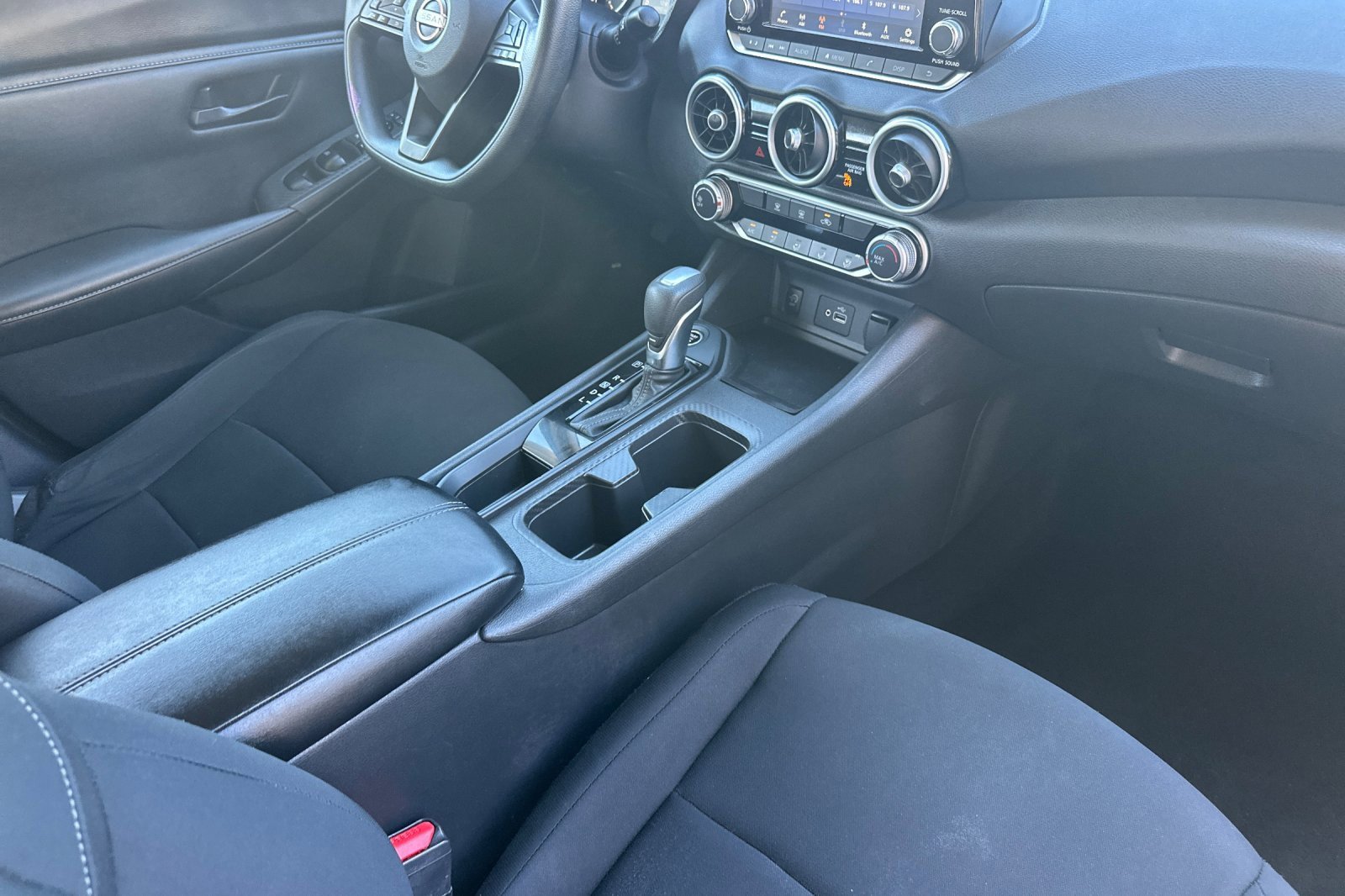 Used 2025 Nissan Sentra S image 15