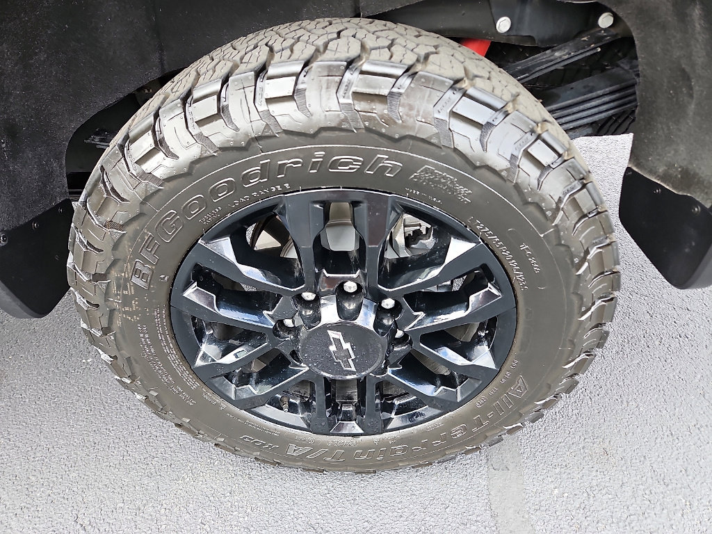 Used 2026 Chevrolet Silverado 2500 LTZ w/ Trail Boss Package image 9