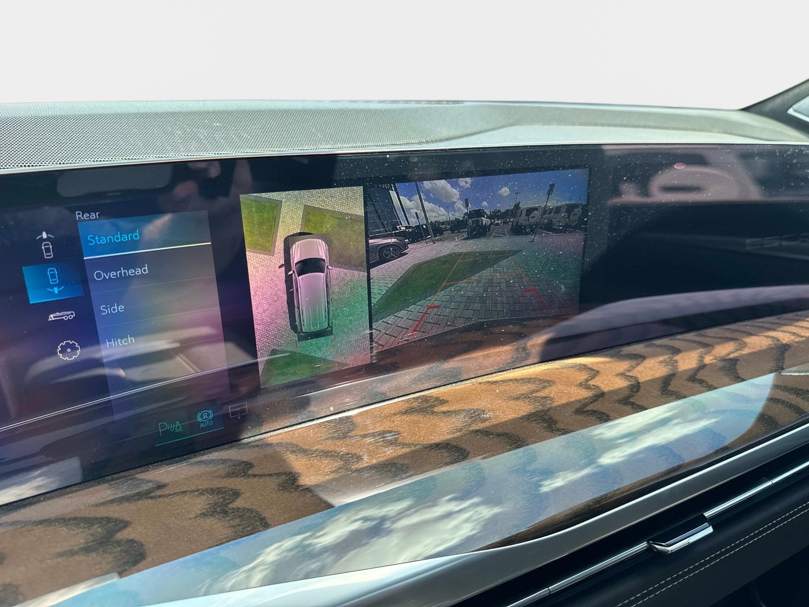 Used 2026 Cadillac Escalade Platinum Sport image 26