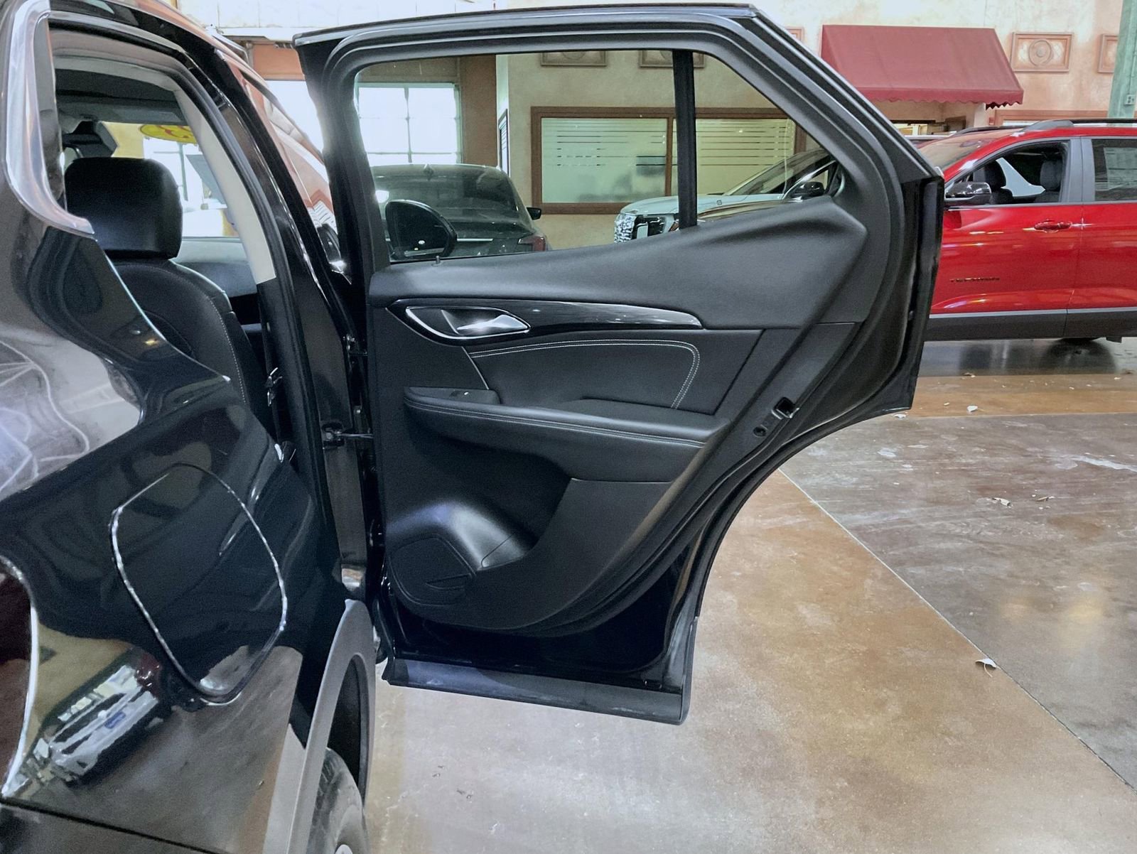 Certified 2023 Buick Envision Essence image 17