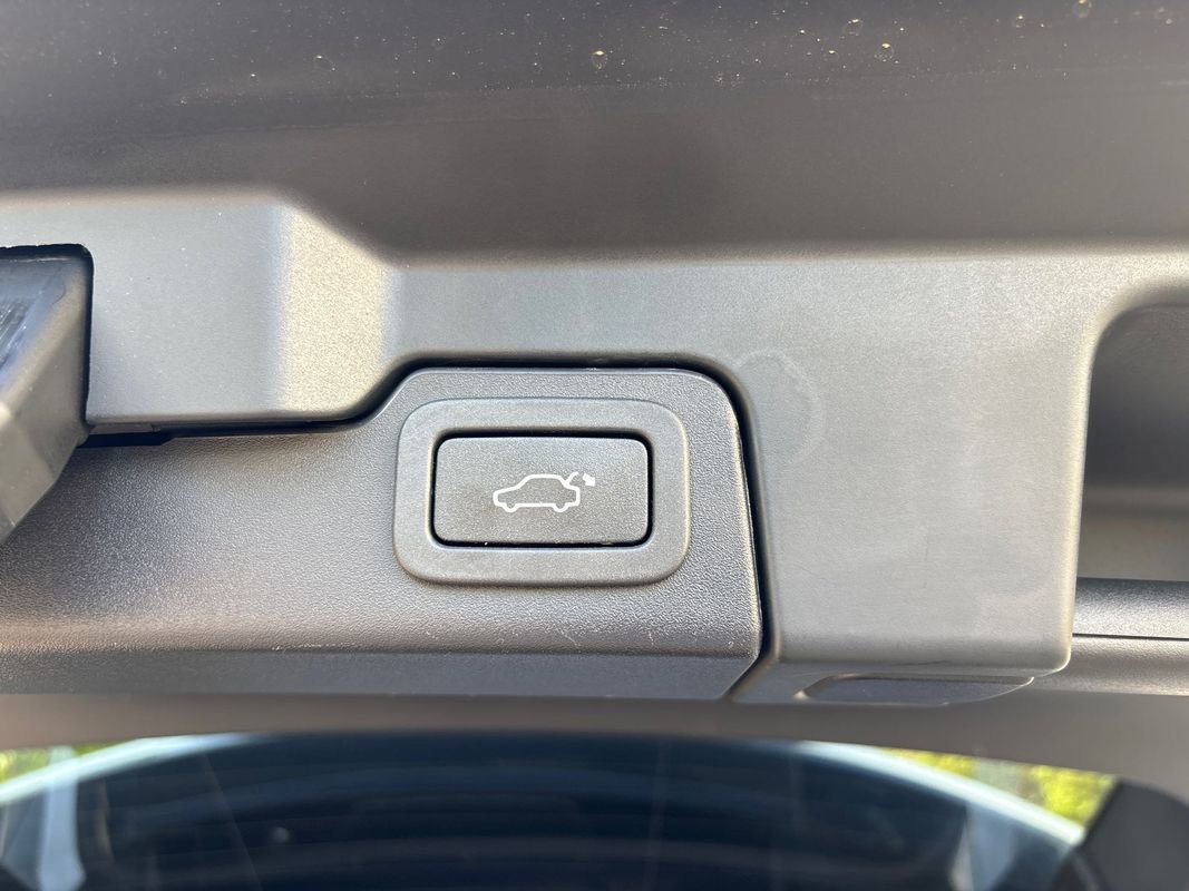 Used 2018 Land Rover Range Rover Evoque HSE AWD/4WD image 26