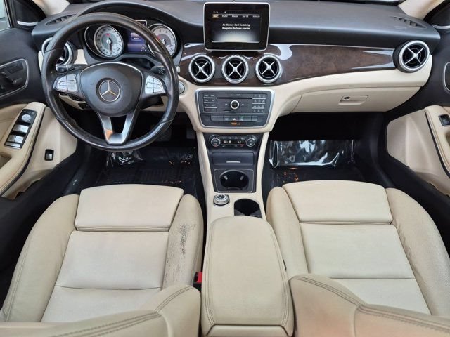 Used 2016 Mercedes-Benz GLA 250 4MATIC image 13