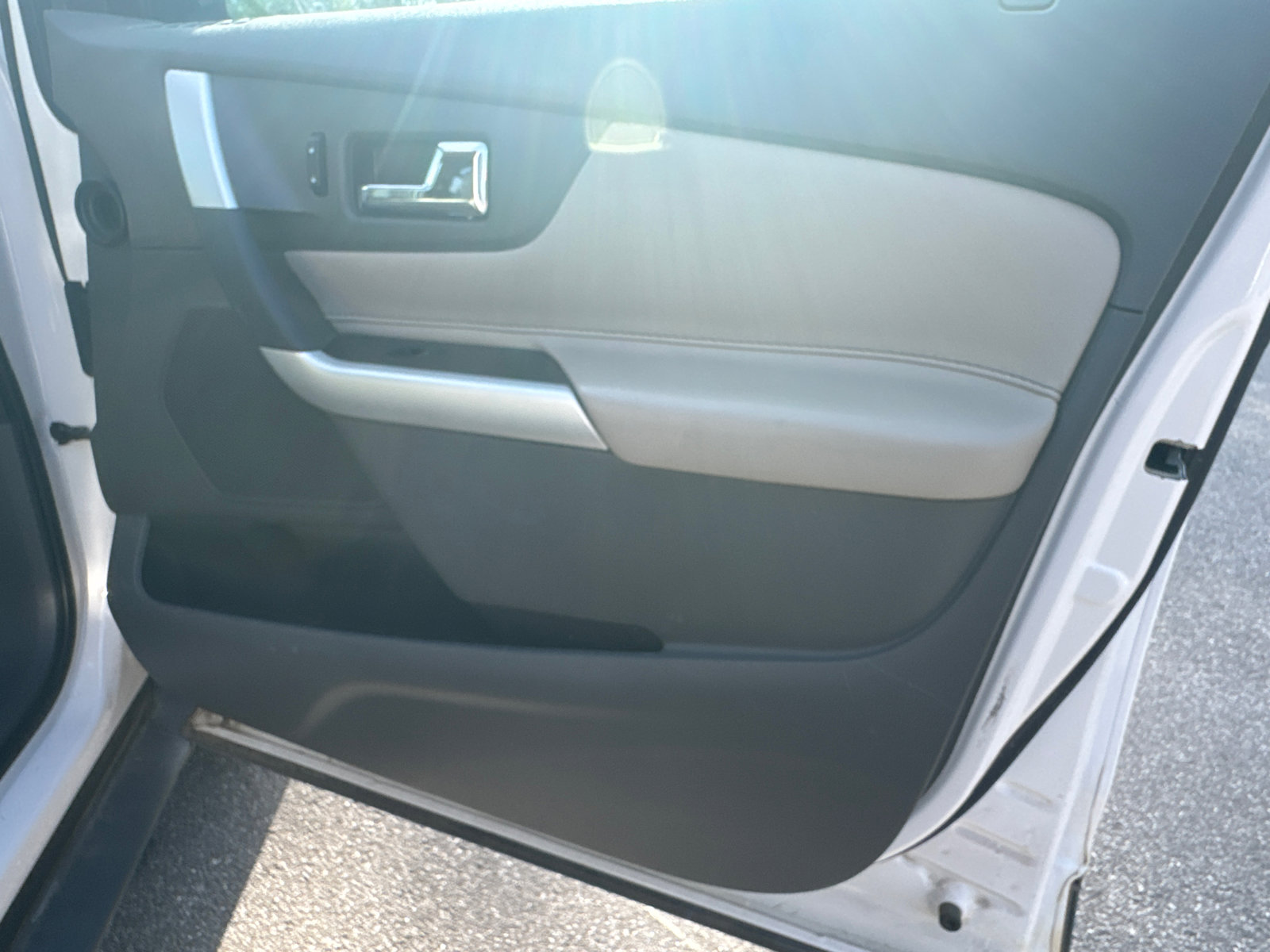 Used 2013 Ford Edge SEL image 16