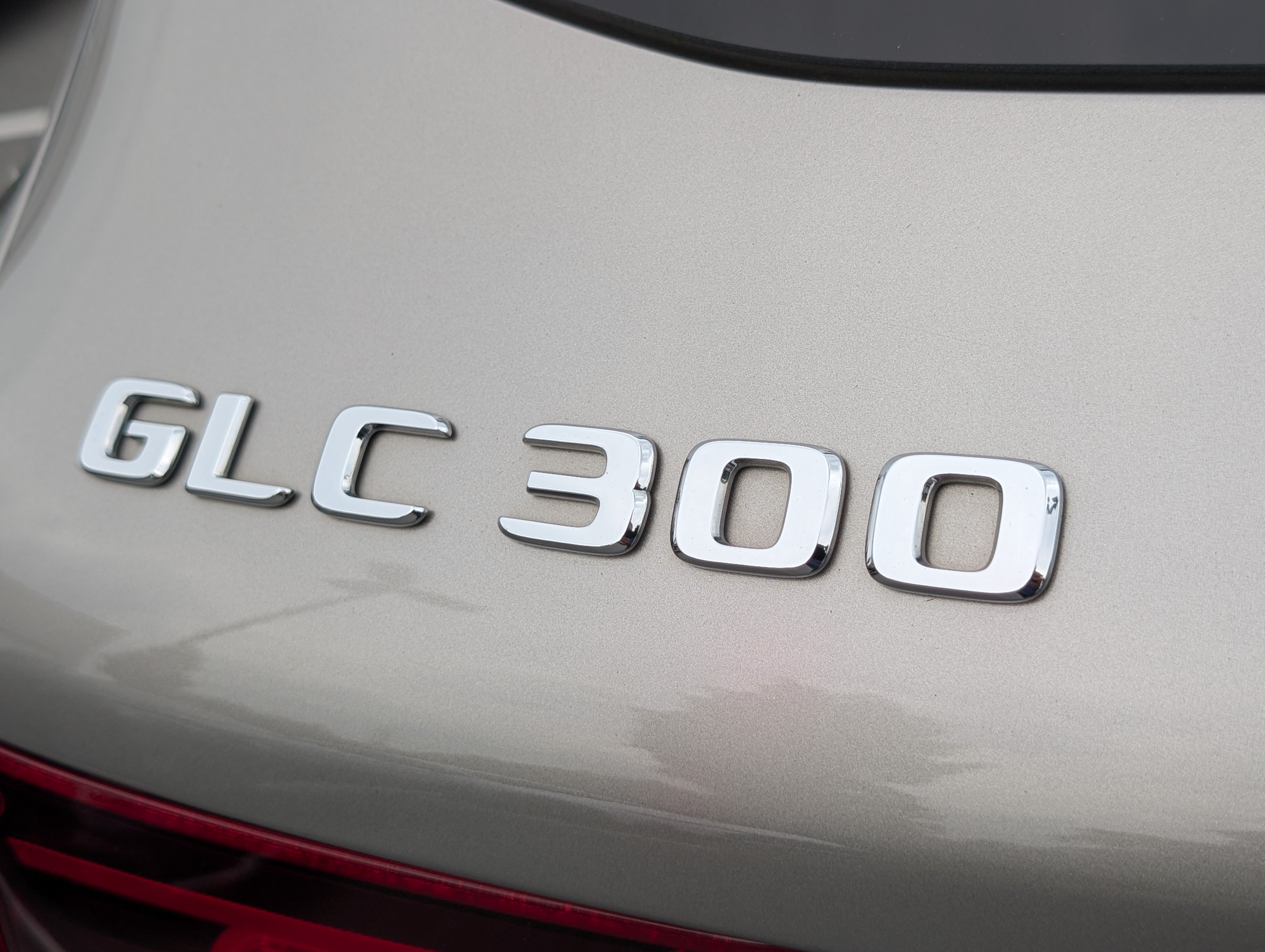 Used 2021 Mercedes-Benz GLC 300 4MATIC image 9