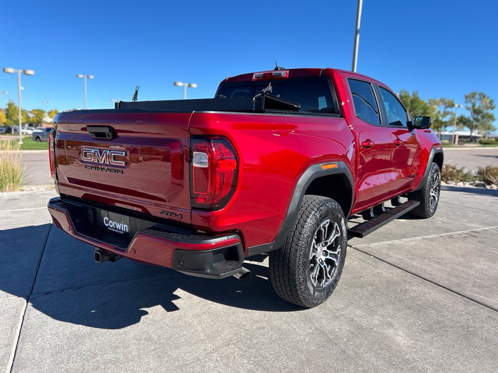 Used 2024 GMC Canyon AT4 w/ Technology Package AWD/4WD image 9