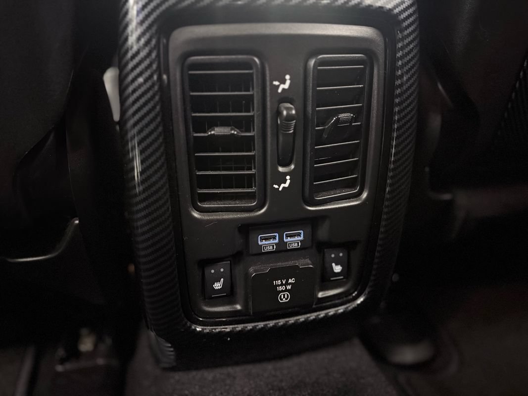 Used 2022 Dodge Durango R/T w/ Blacktop Package AWD/4WD image 32