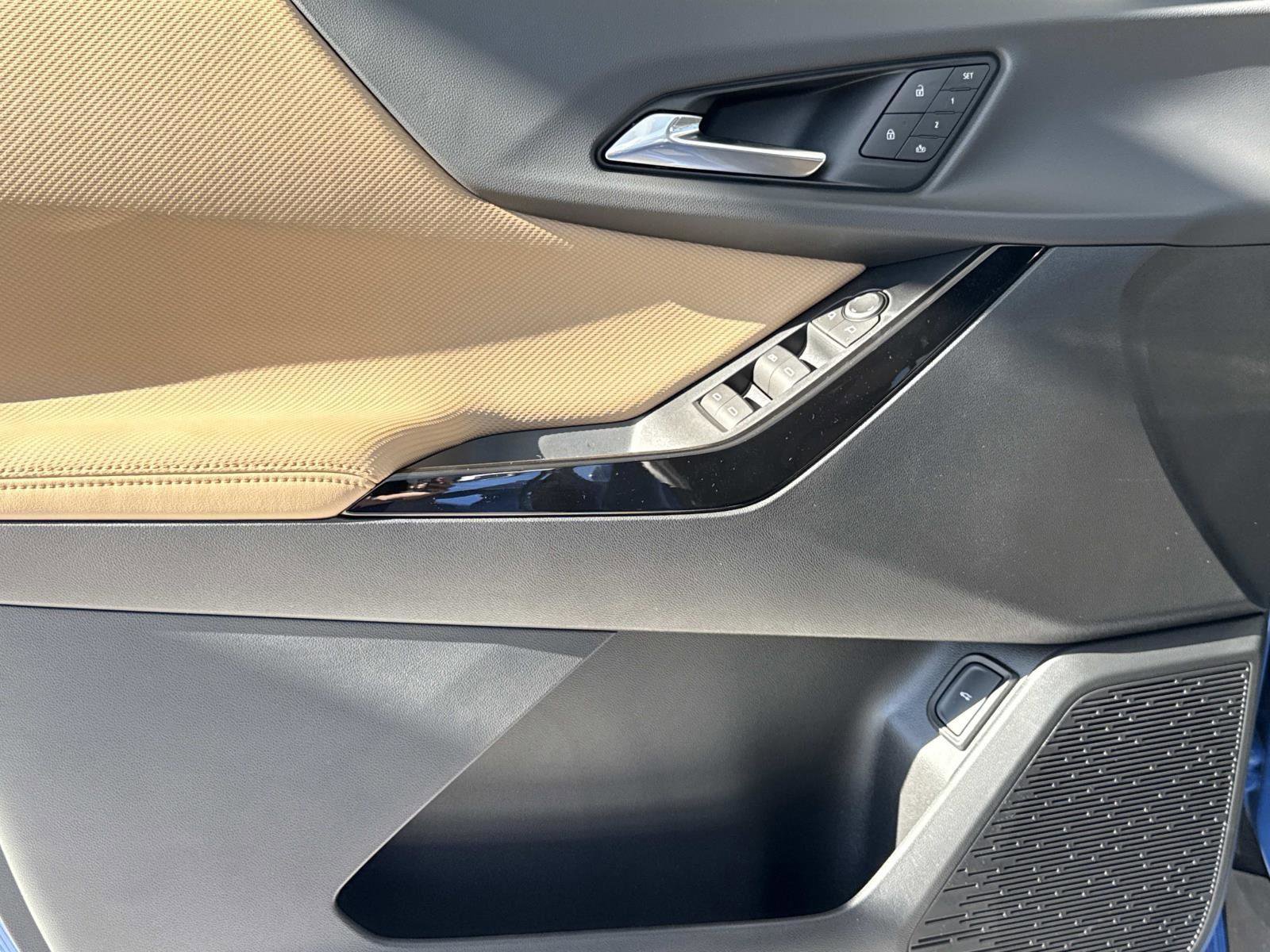 New 2026 Chevrolet Equinox ACTIV w/ Convenience Package III image 11