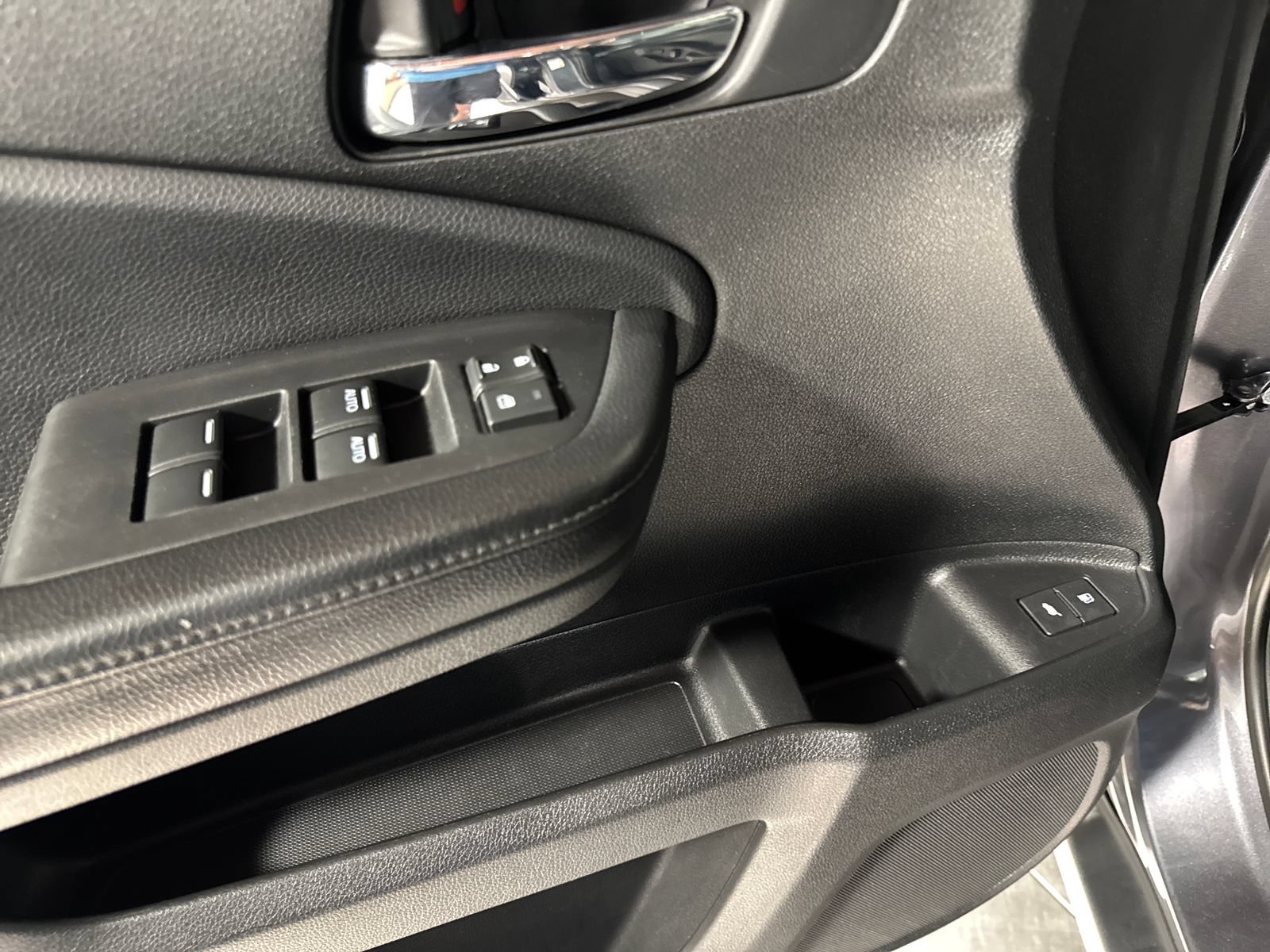 Certified 2018 Honda Pilot EX-L image 12