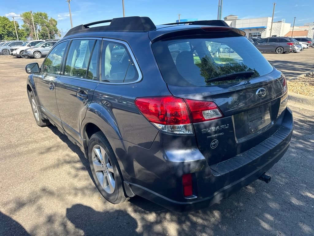 Used 2014 Subaru Outback 2.5i w/ Alloy Wheel Package AWD/4WD image 6