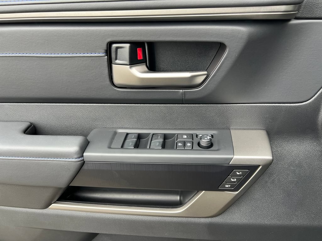 New 2026 Toyota Tundra Platinum AWD/4WD image 17