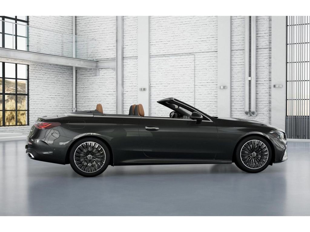 Used 2025 Mercedes-Benz CLE 450 4MATIC Cabriolet image 17