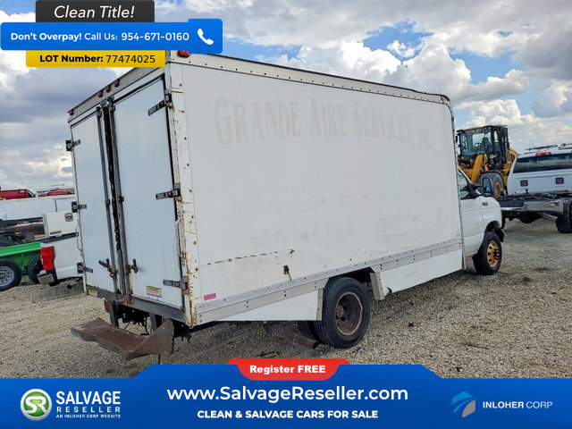 Used 2005 Ford E-350 and Econoline 350 Super Duty image 4