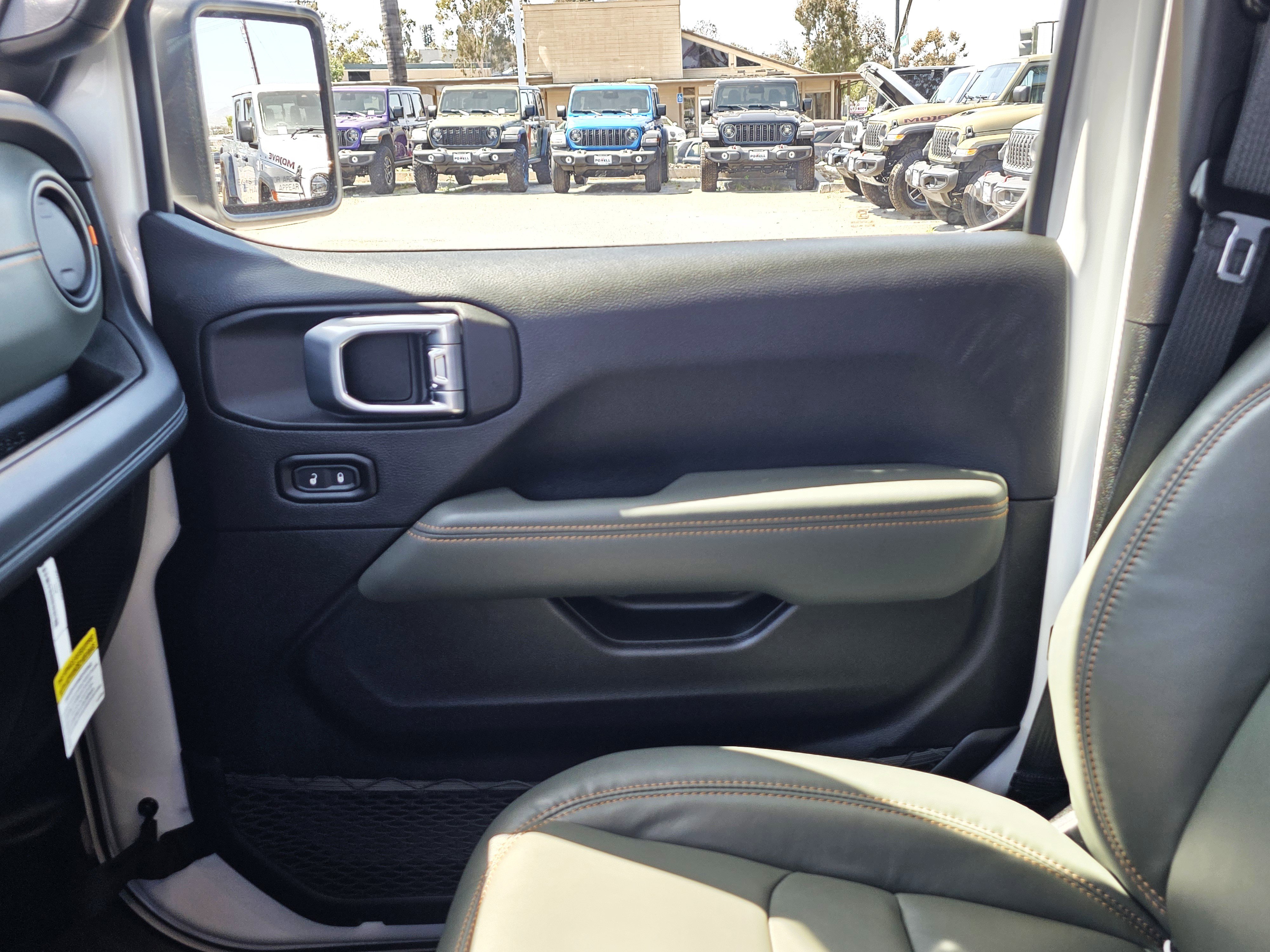 New 2026 RAM 1500 Tradesman AWD/4WD image 32