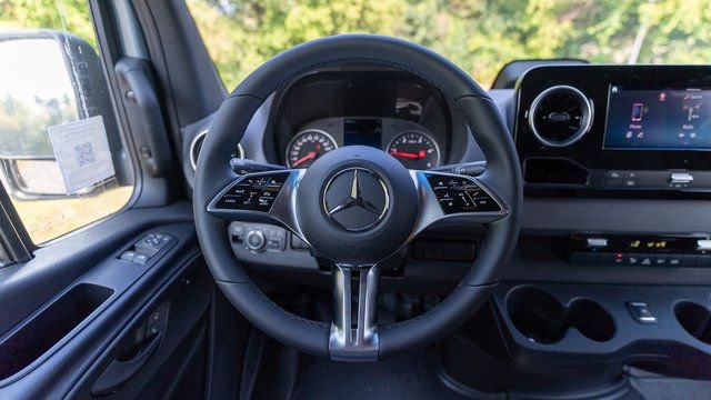 New 2025 Mercedes-Benz Sprinter 2500 image 16
