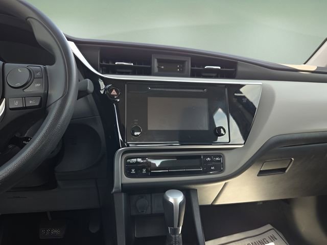 Used 2017 Toyota Corolla L image 11