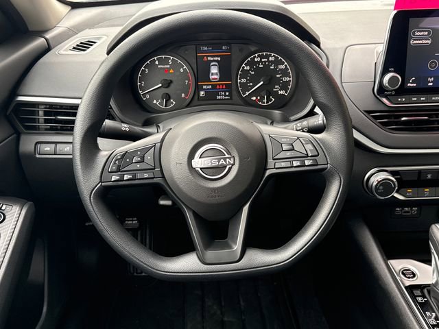 Certified 2025 Nissan Altima 2.5 S FWD image 14