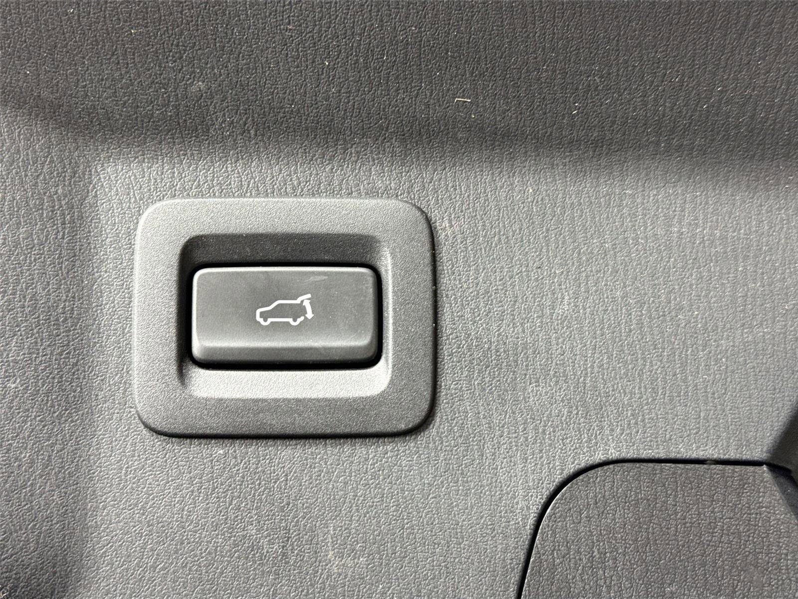 Certified 2023 MAZDA CX-9 Carbon Edition AWD/4WD image 43