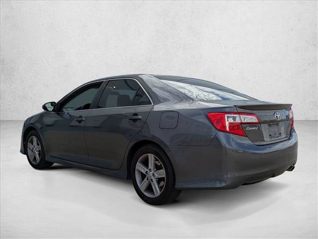 Used 2014 Toyota Camry SE image 4