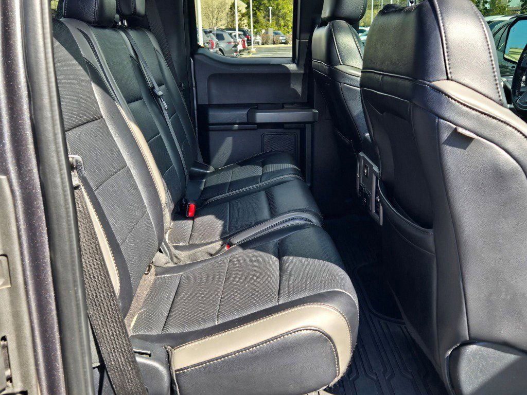 Used 2017 Ford F150 Raptor w/ Equipment Group 802A Luxury image 10