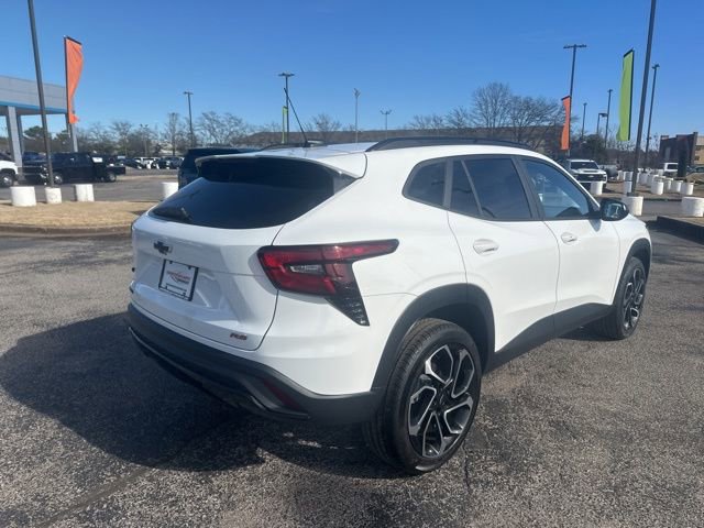 New 2026 Chevrolet Trax RS w/ Driver Confidence Package image 3