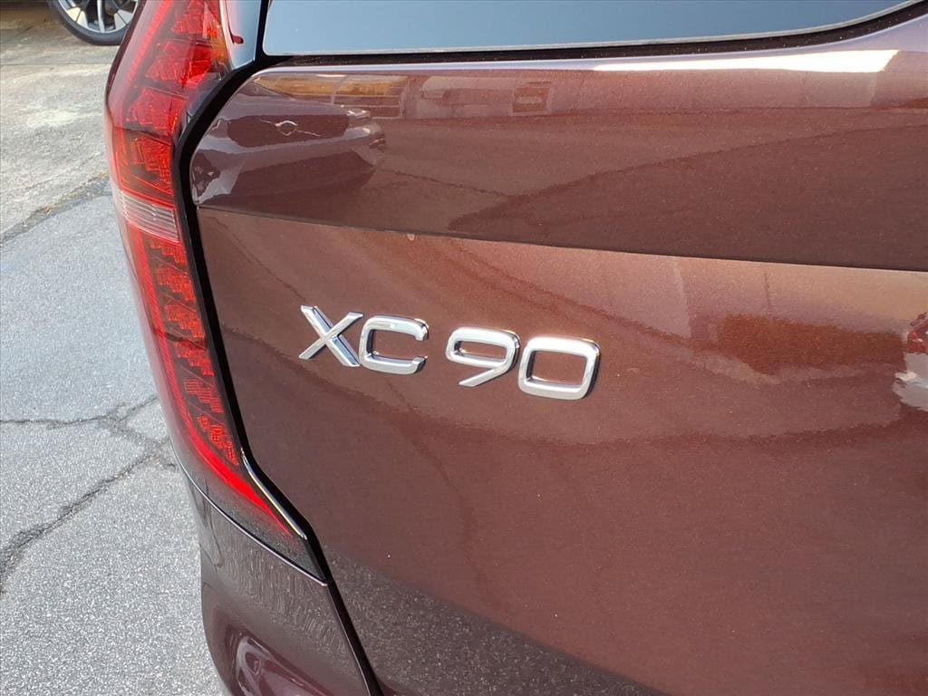 New 2026 Volvo XC90 B5 Plus w/ Protection Package AWD/4WD image 7