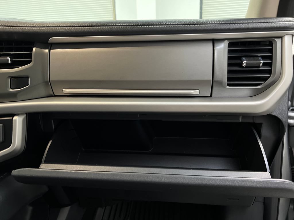 Used 2024 Ford Expedition XLT RWD image 36