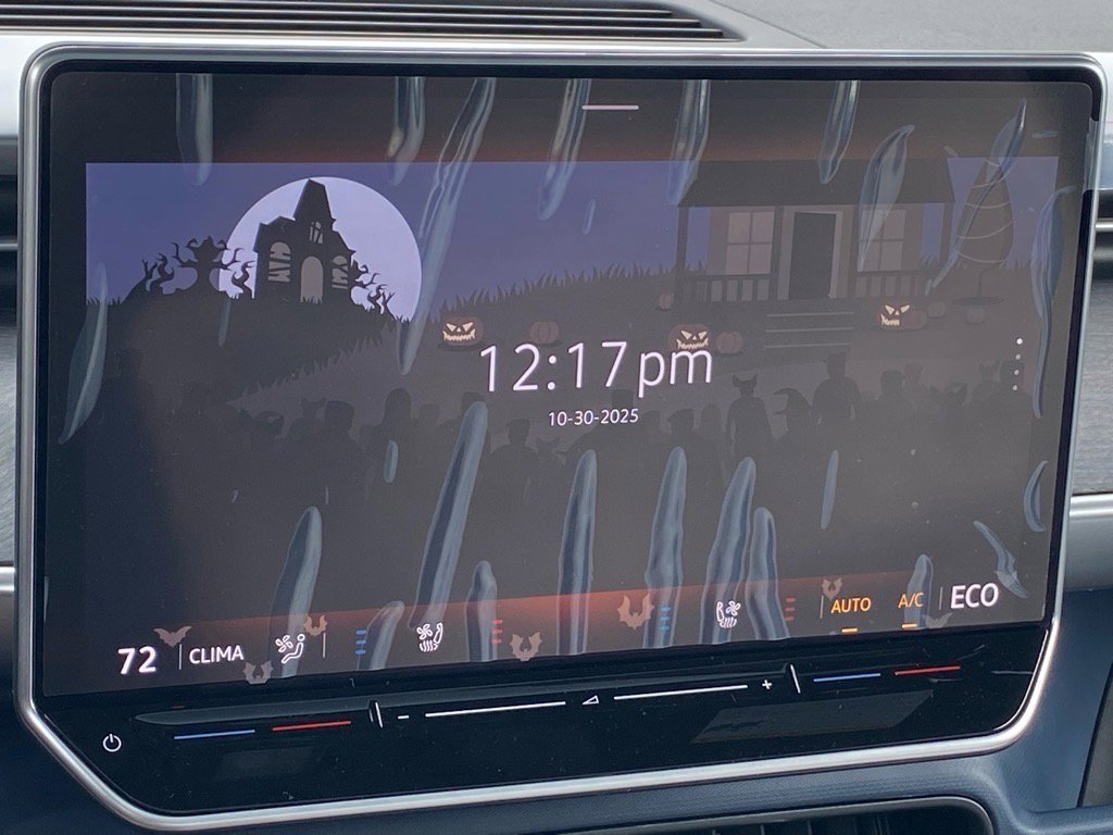 New 2026 Volkswagen Tiguan SE FWD image 4