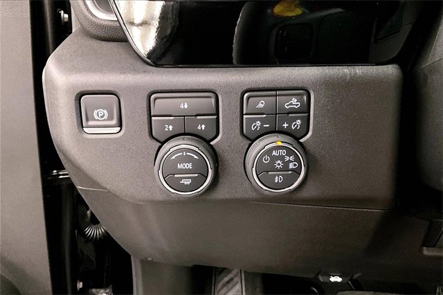 Used 2025 Chevrolet Silverado 2500 LT w/ Trail Boss Package image 35