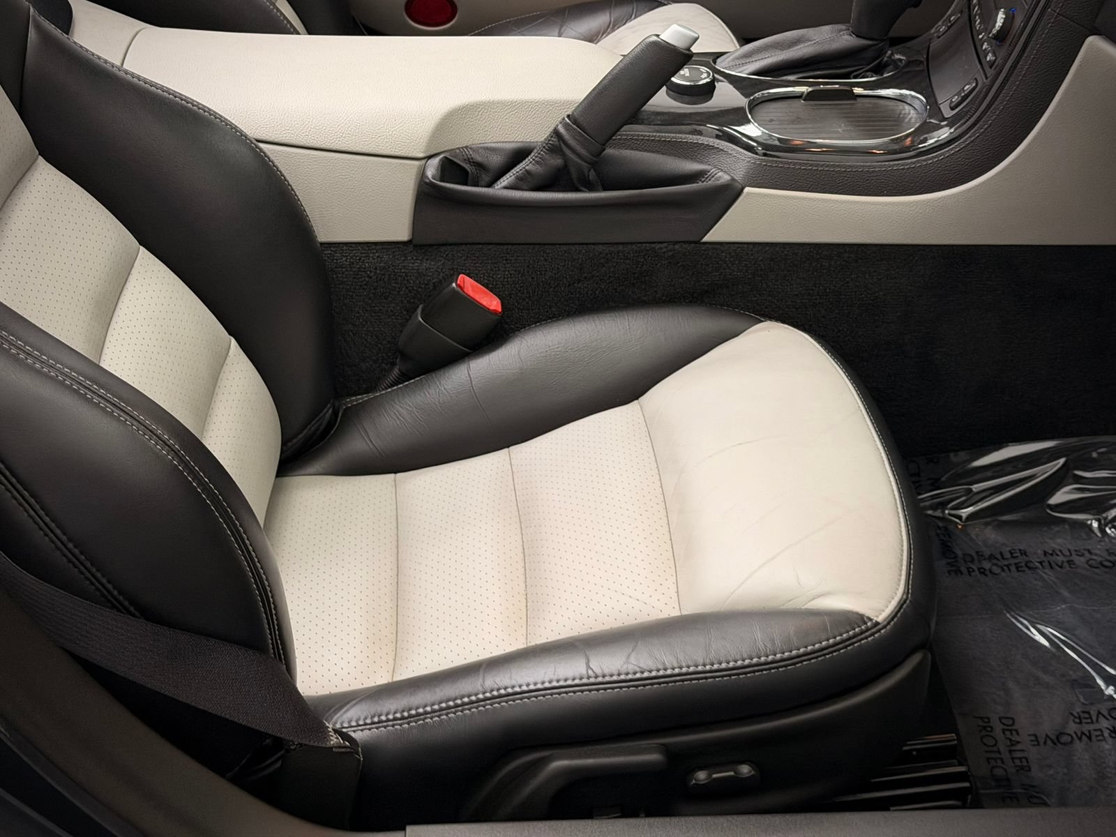 Used 2011 Chevrolet Corvette Grand Sport w/ Preferred Equipment Group RWD image 17
