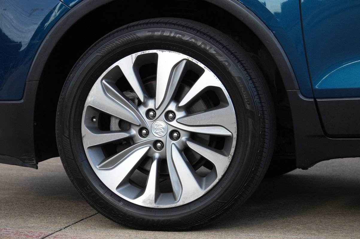 Used 2019 Buick Encore Preferred w/ Safety Package FWD image 26