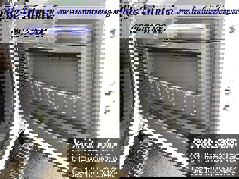 Used 2013 Ford F250 Platinum w/ FX4 Off Road Pkg image 30