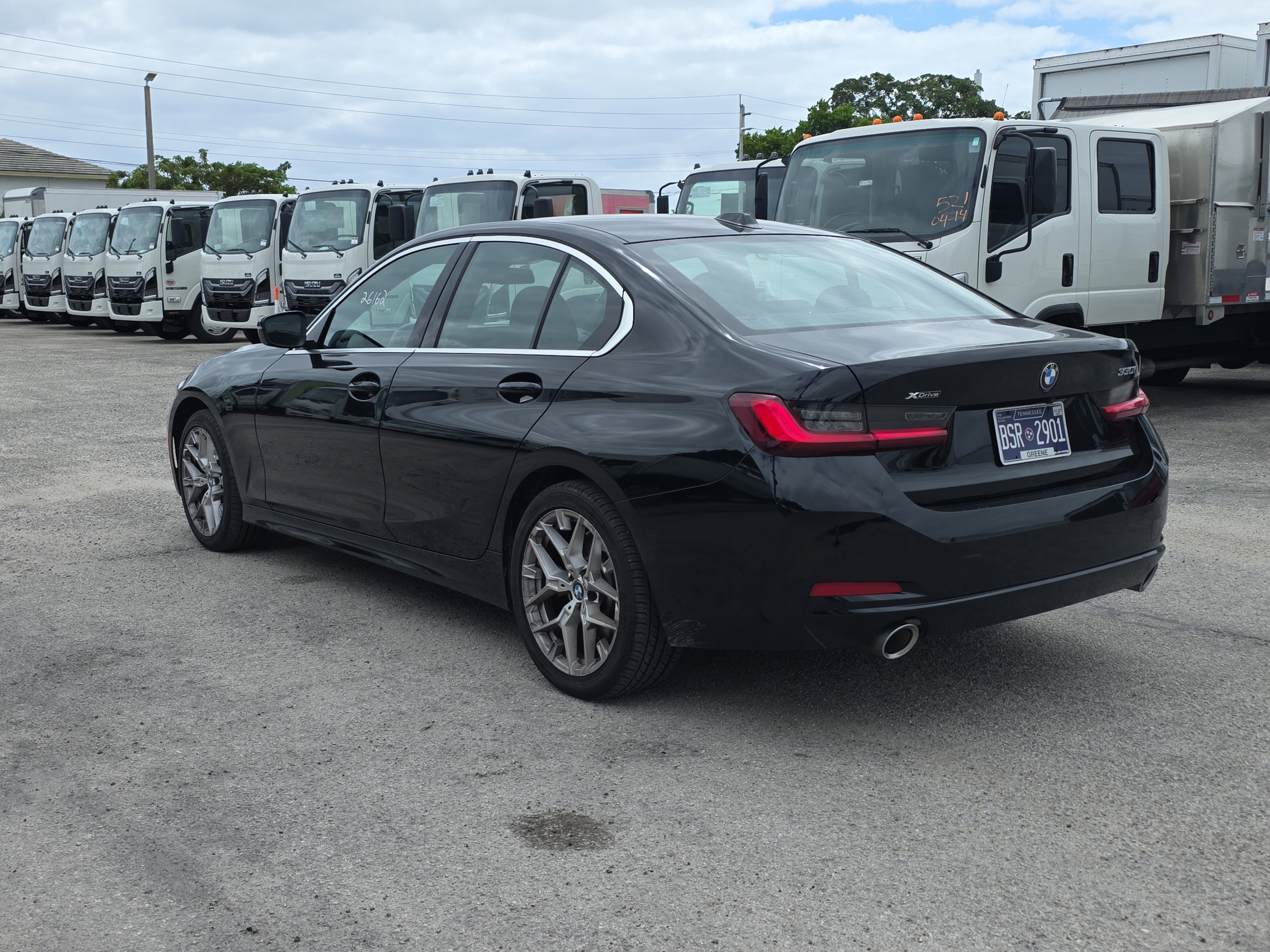 Used 2025 BMW 330i xDrive Sedan AWD/4WD image 5