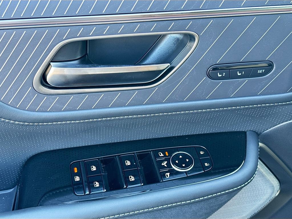New 2026 INFINITI QX80 Autograph w/ Premium Cargo Package AWD/4WD image 18