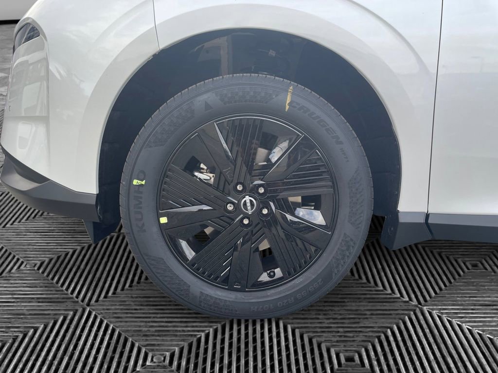 Certified 2025 Nissan Murano SV image 38