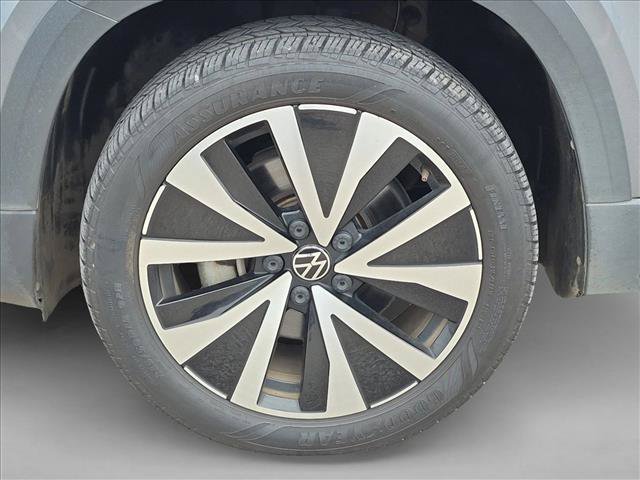 Used 2024 Volkswagen Taos SE FWD image 22