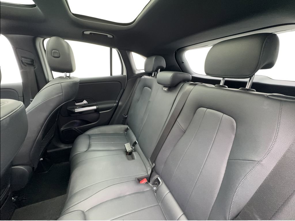 Used 2022 Mercedes-Benz GLA 250 w/ Premium Package Lite image 24