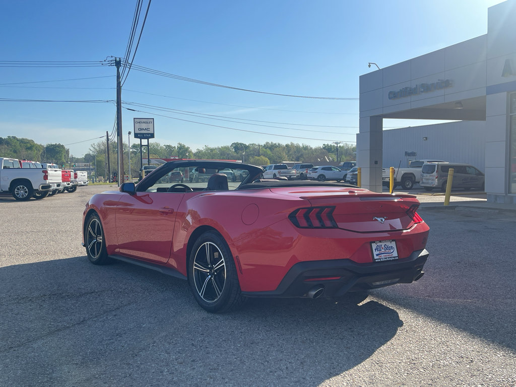 Used 2024 Ford Mustang Premium image 4