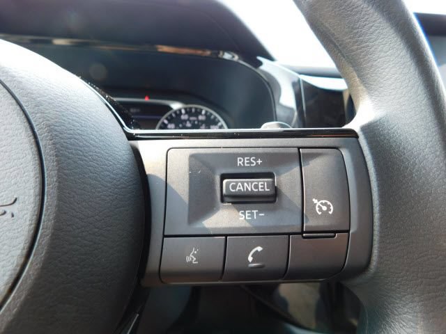 Certified 2022 Nissan Pathfinder S FWD image 12